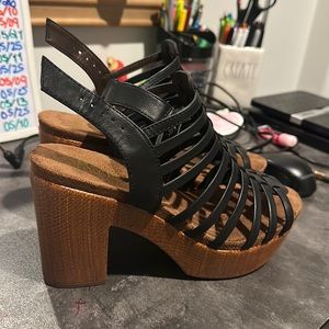 4inch White Mountain Footbed Heals